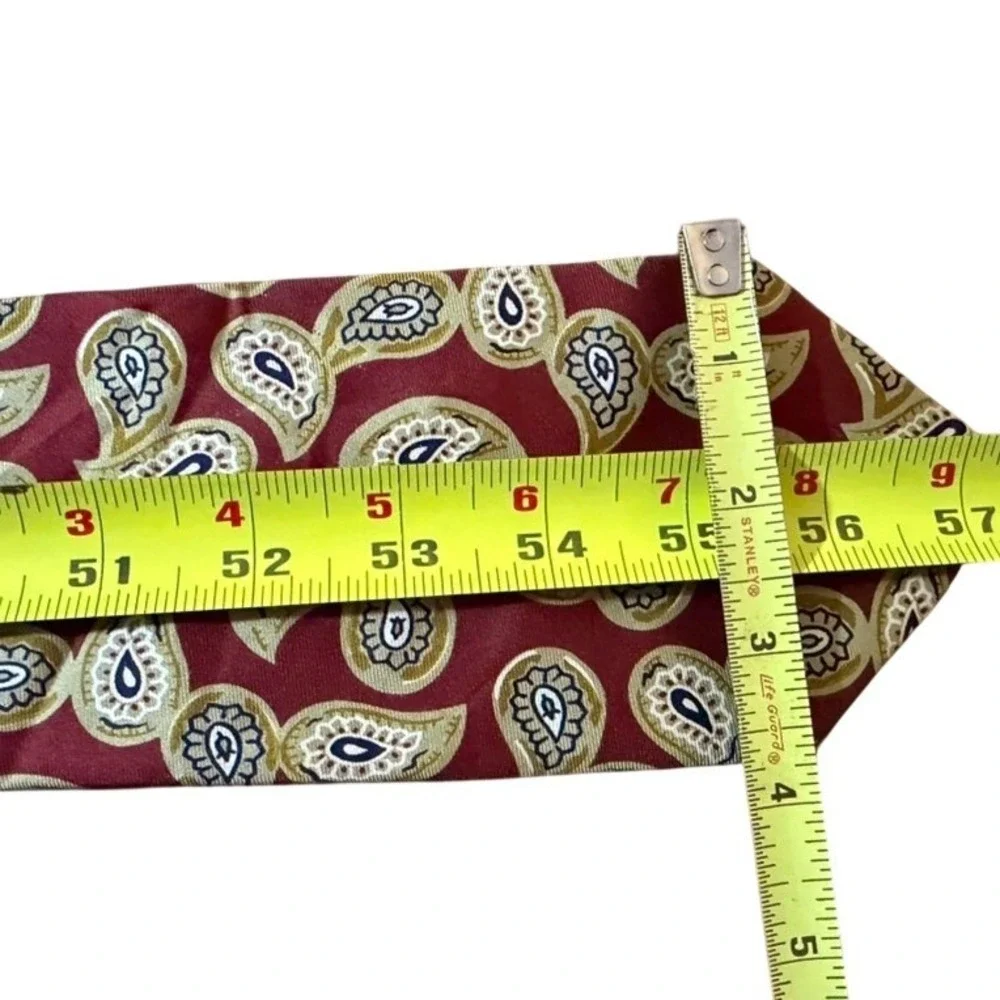Fendi Cravatte Burgundy Paisley Silk Tie Made in Italy Classic Wide Necktie Work